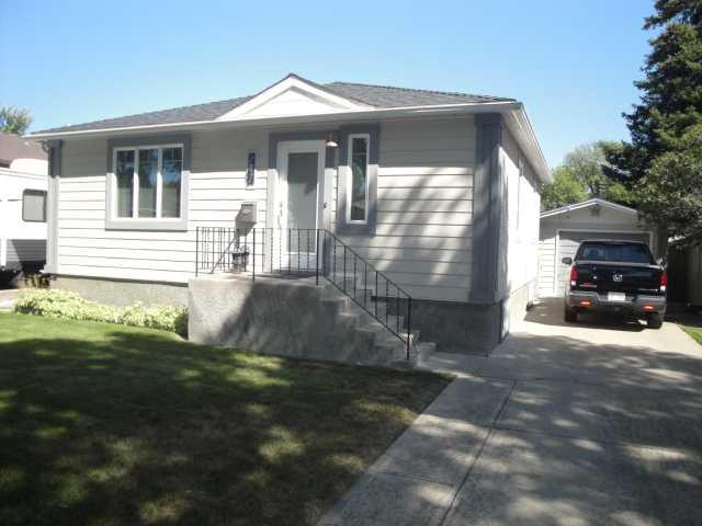 Picture of 947 20th Street S, Lethbridge Real Estate Listing