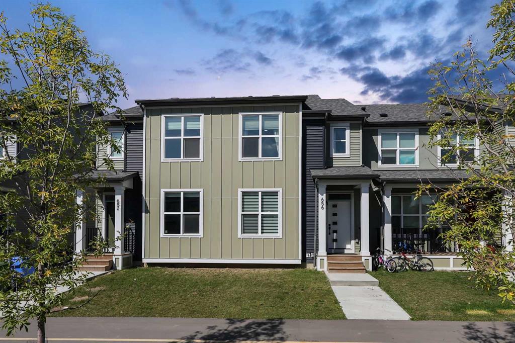 Picture of 656 Savanna Boulevard NE, Calgary Real Estate Listing