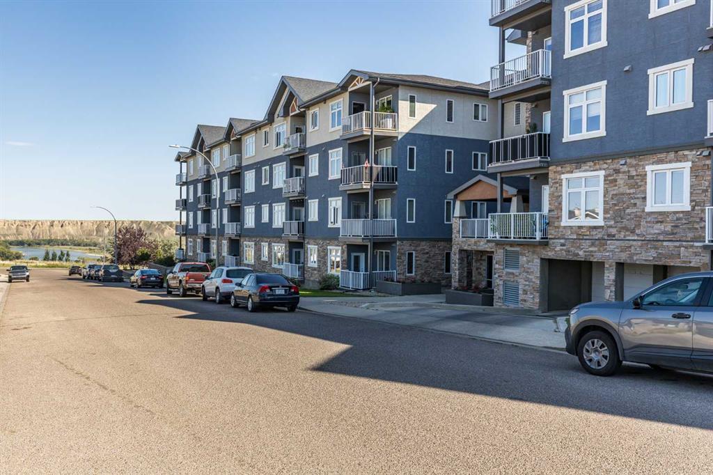 Picture of 303, 19 Terrace View NE, Medicine Hat Real Estate Listing