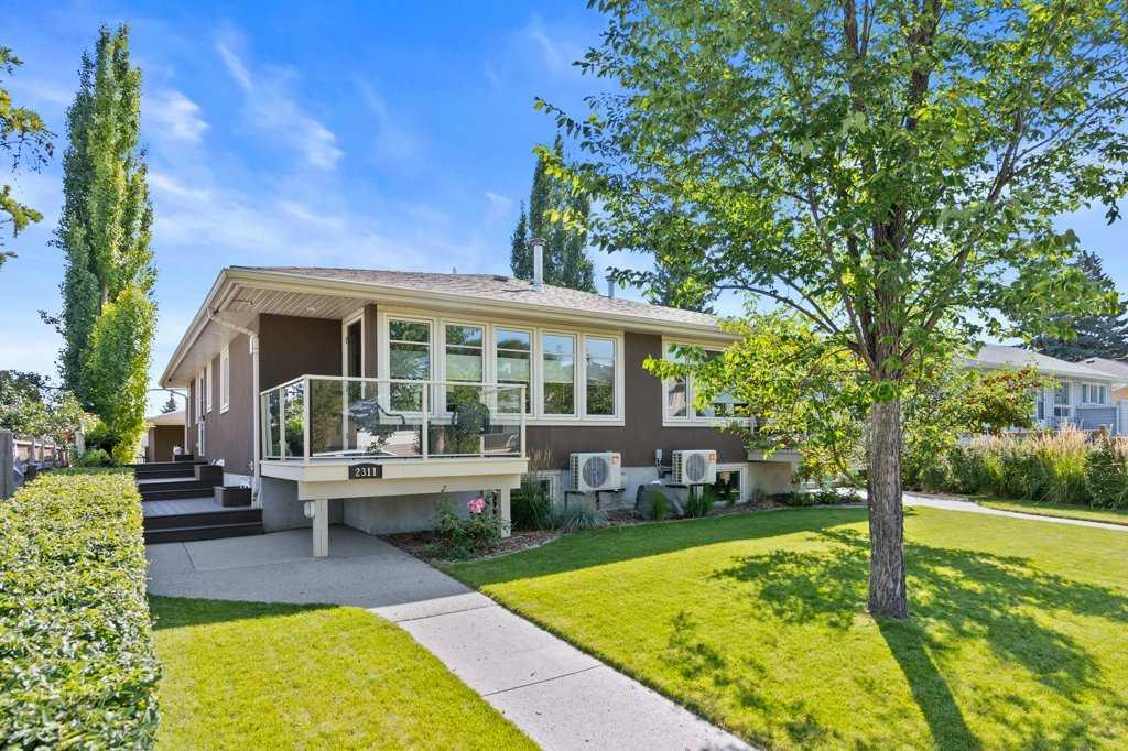 Picture of 2311 26 Avenue NW, Calgary Real Estate Listing