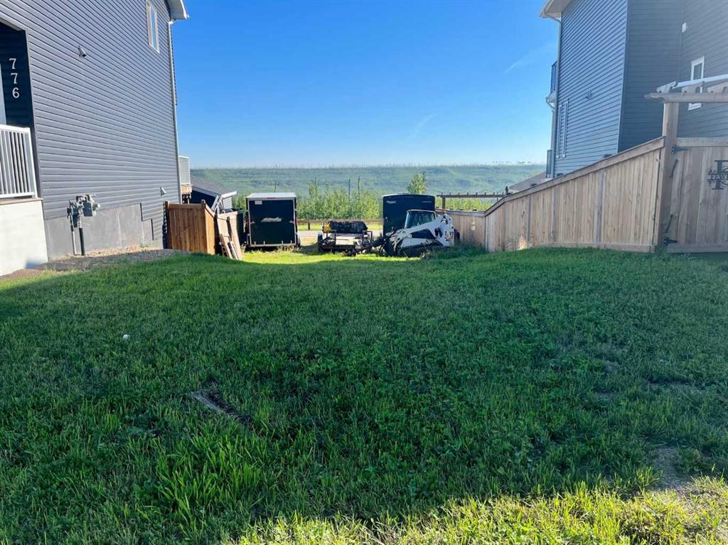 Picture of 772 Athabasca Avenue , Fort McMurray Real Estate Listing