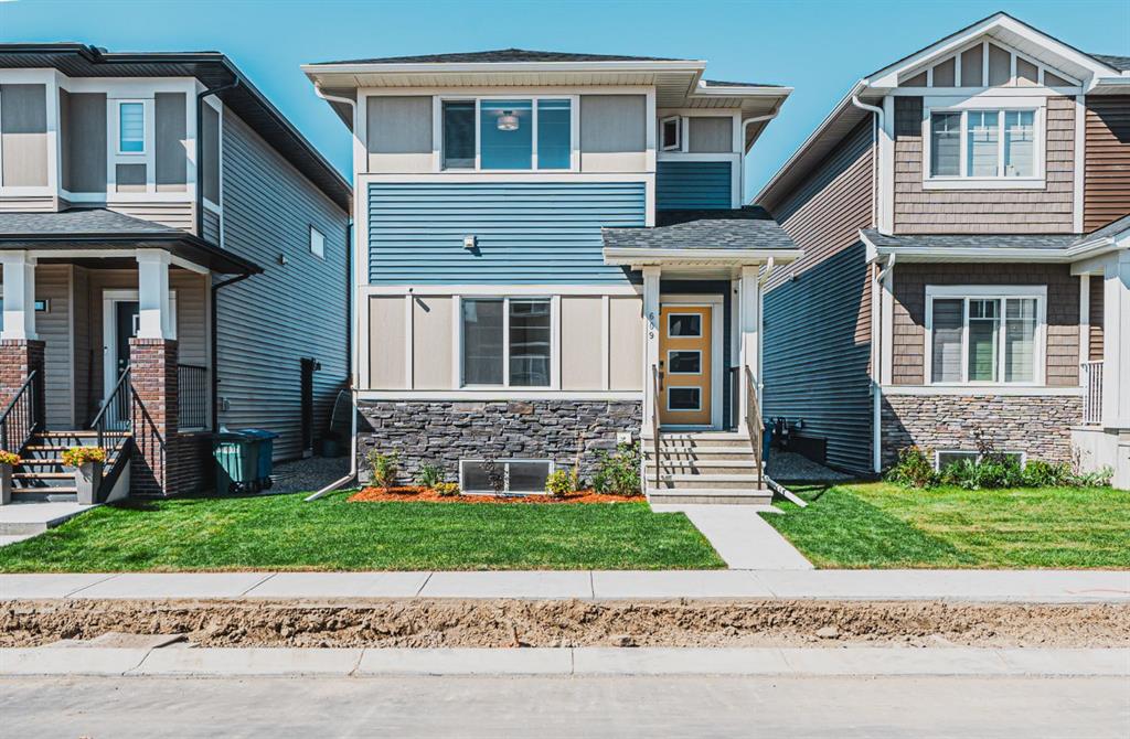 Picture of 609 Baywater Manor SW, Airdrie Real Estate Listing