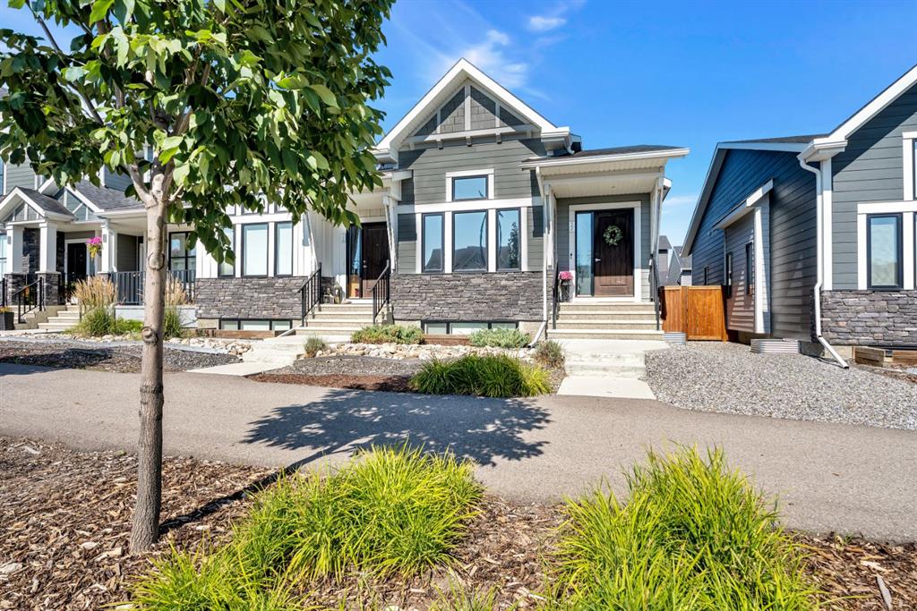 Picture of 24 D\'arcy Boulevard , Okotoks Real Estate Listing