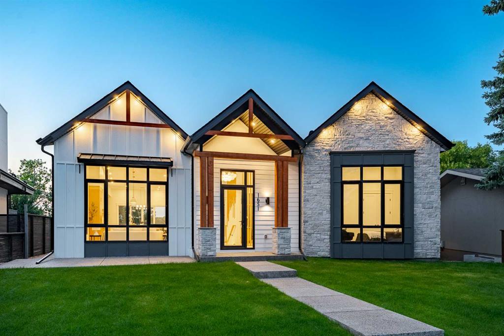 Picture of 1651 St Andrews Place NW, Calgary Real Estate Listing