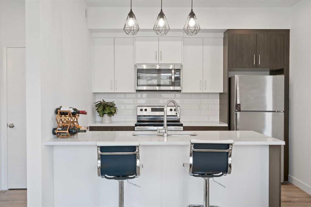 Picture of 217, 205 Spring Creek Common SW, Calgary Real Estate Listing