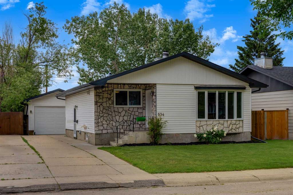 Picture of 534 Cantrell Drive SW, Calgary Real Estate Listing