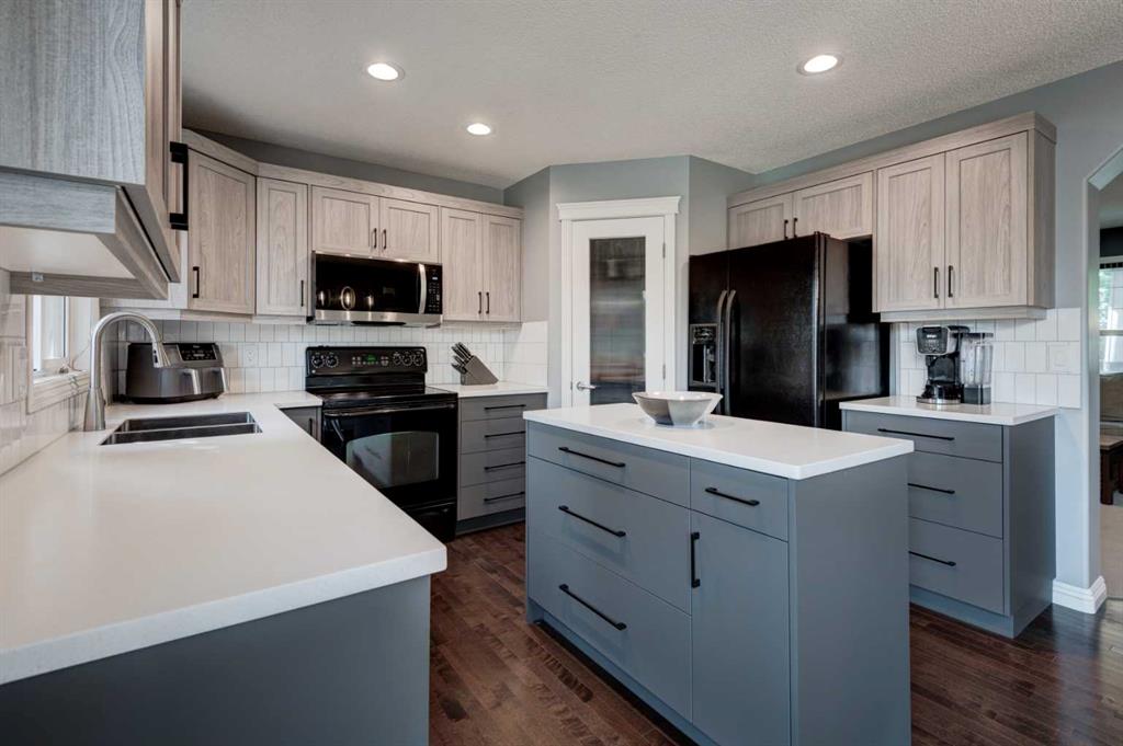 Picture of 395 Prestwick Close SE, Calgary Real Estate Listing