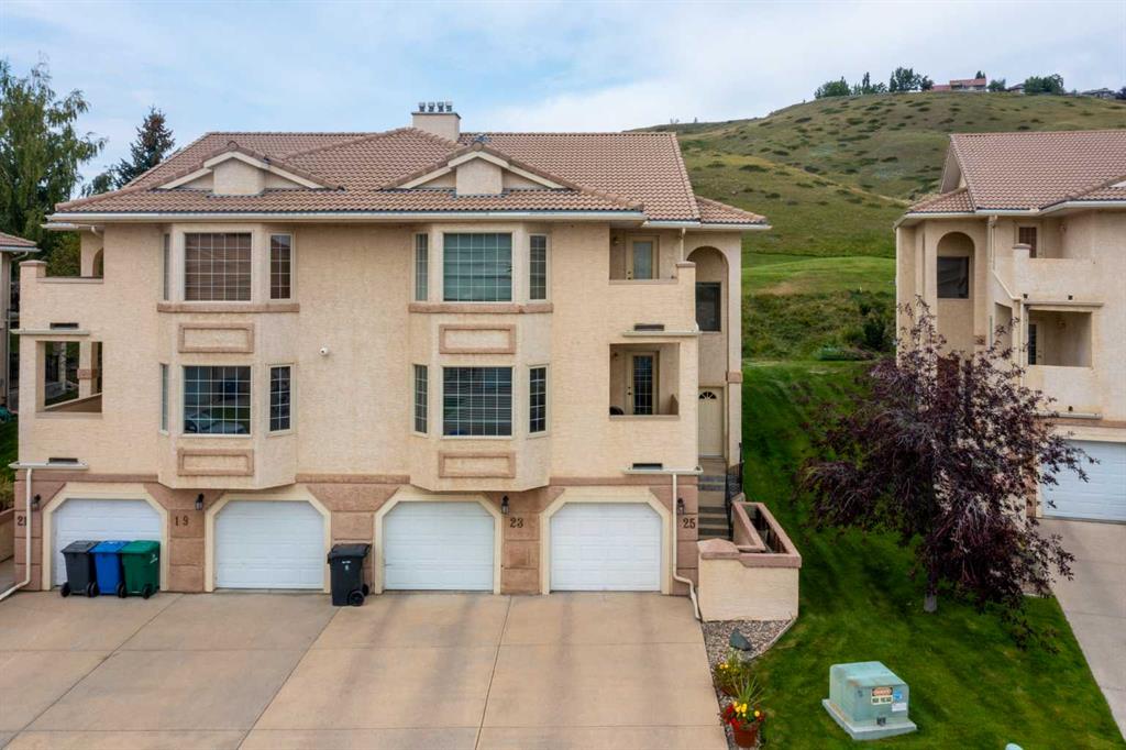 Picture of 25 Canyon Court W, Lethbridge Real Estate Listing