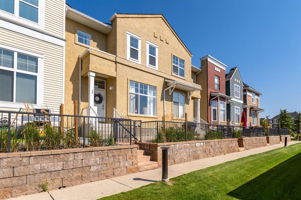 Picture of 75 Mckenzie Towne Gate SE, Calgary Real Estate Listing