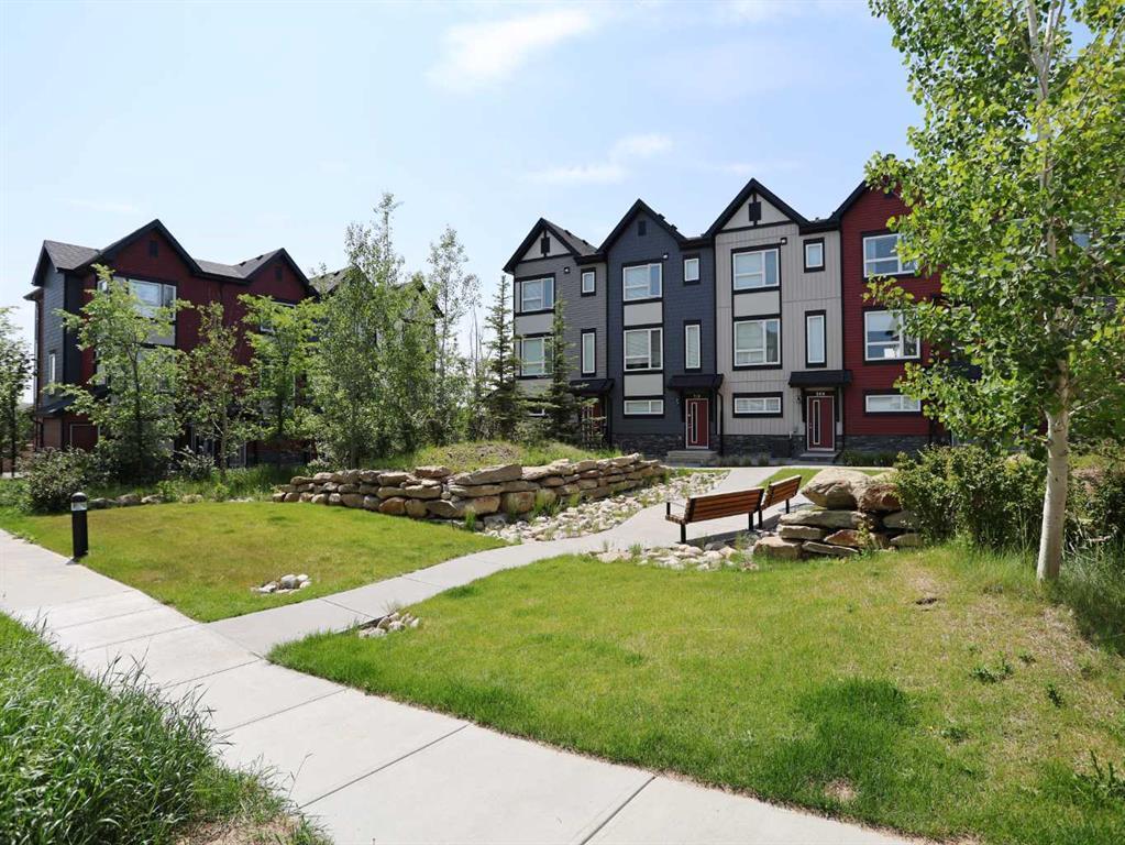 Picture of 208, 11 Evanscrest Mews NW, Calgary Real Estate Listing
