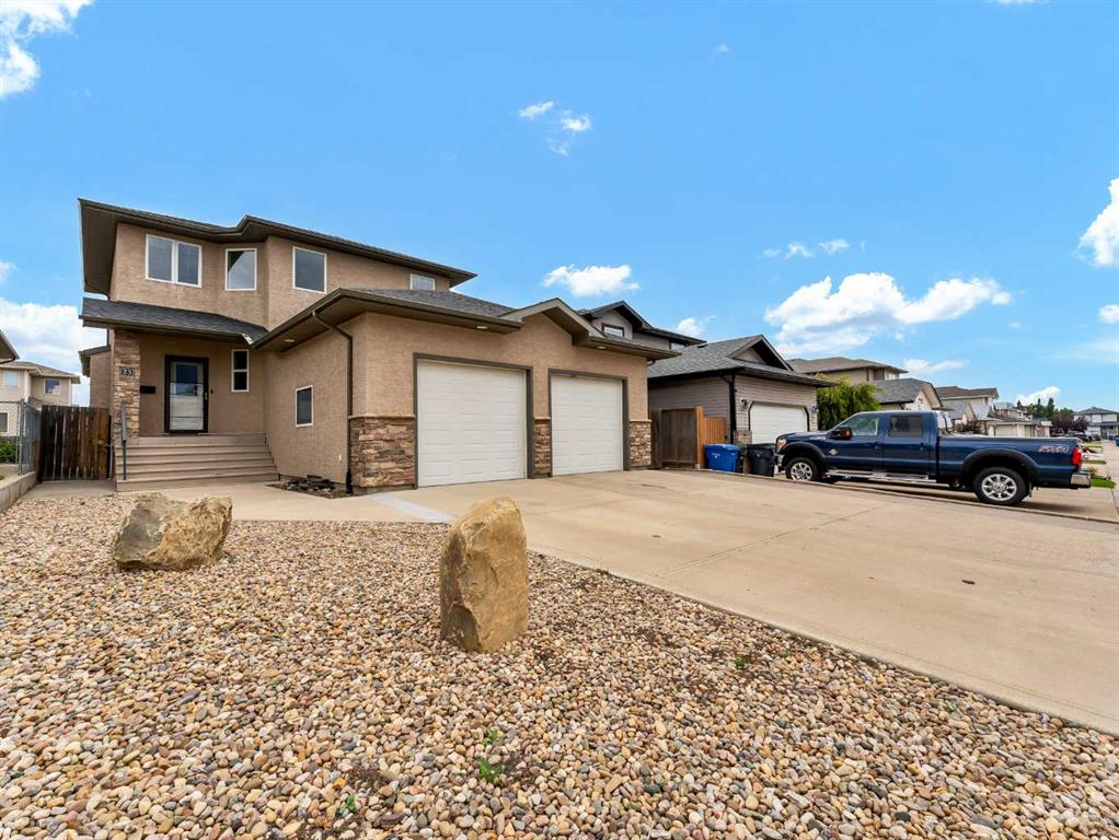 Picture of 23 Vista Avenue SE, Medicine Hat Real Estate Listing