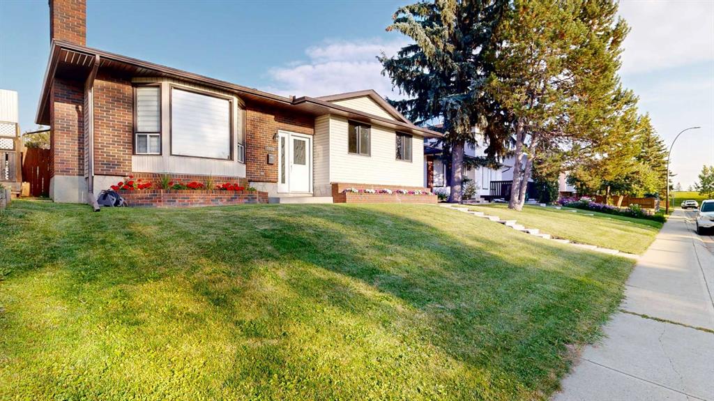Picture of 1808 65 Street NE, Calgary Real Estate Listing