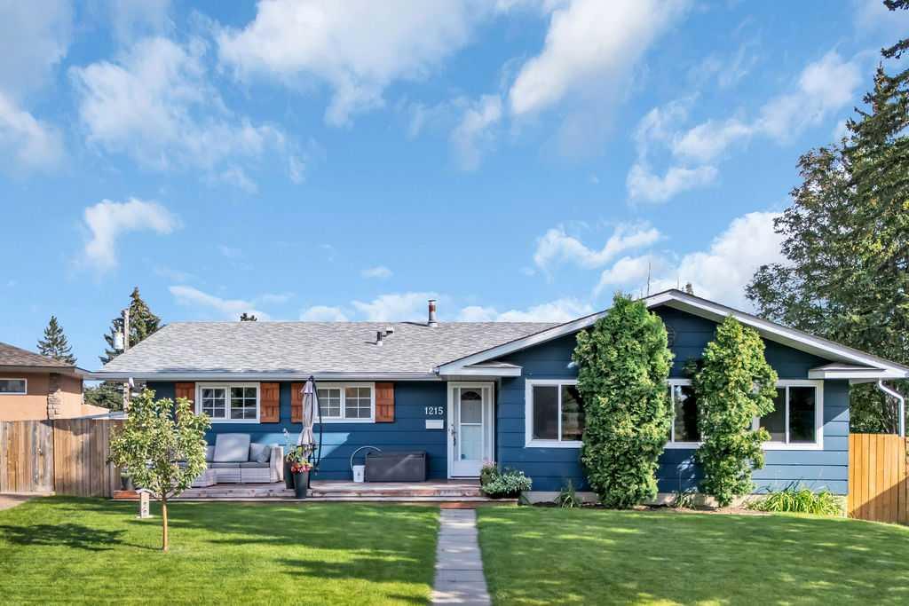Picture of 1215 Mapleglade Place SE, Calgary Real Estate Listing