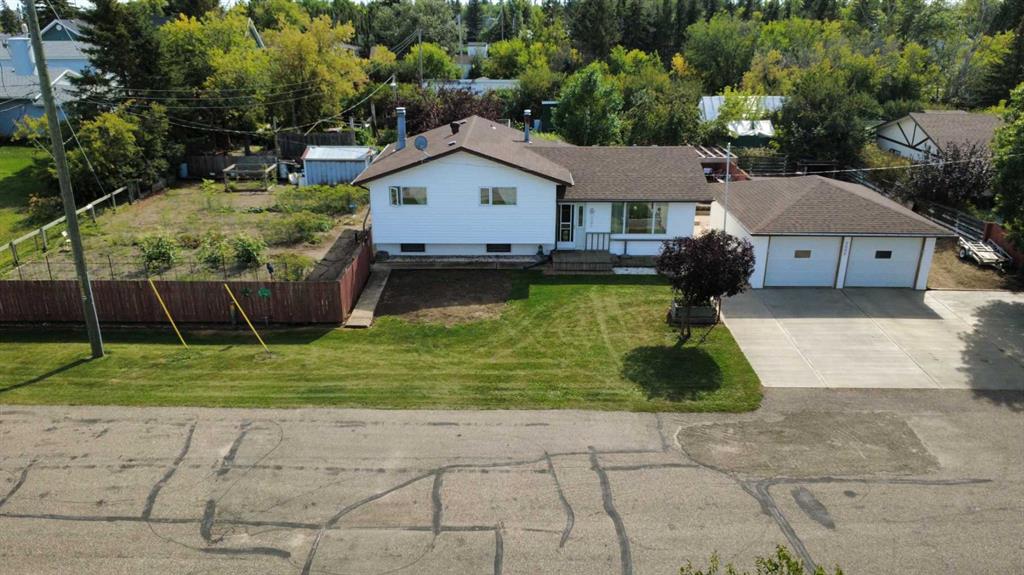 Picture of 5006 55 Avenue , Castor Real Estate Listing