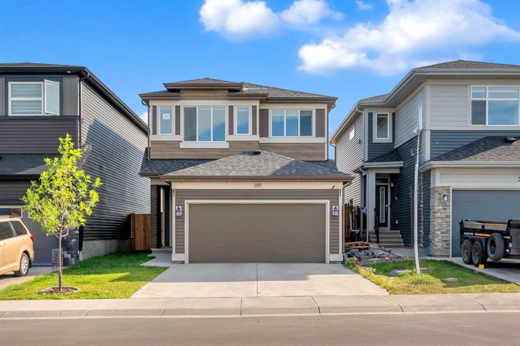 Picture of 385 Corner Meadows Way NE, Calgary Real Estate Listing