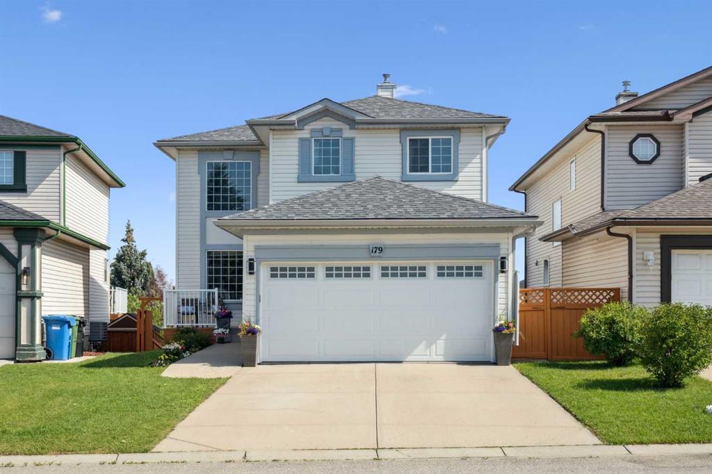 Picture of 179 Hidden Spring Close NW, Calgary Real Estate Listing