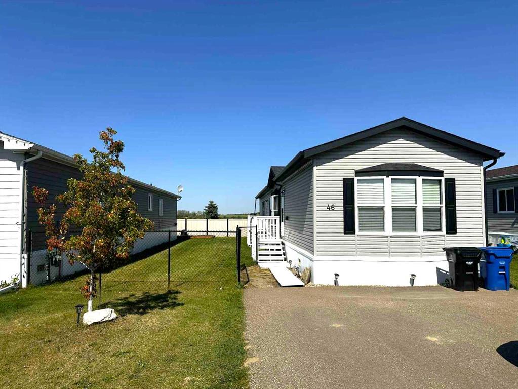 Picture of 46 McKay Place , Blackfalds Real Estate Listing
