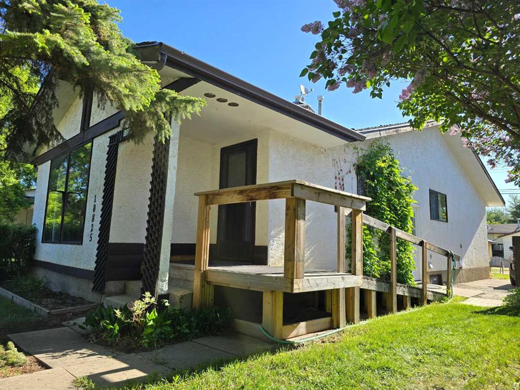 Picture of 10825 91 Street , Peace River Real Estate Listing