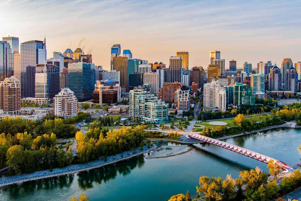 Picture of 301, 738 1 Avenue SW, Calgary Real Estate Listing