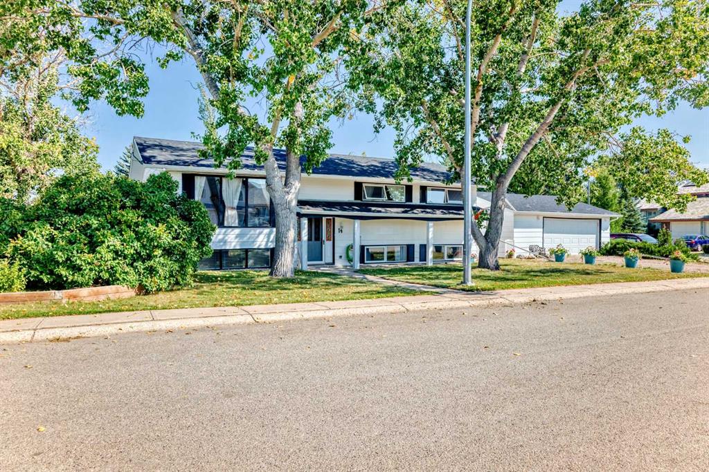 Picture of 14 Rasmussen Place , Standard Real Estate Listing