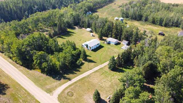 Picture of 805028 Range Road 10  , Rural Fairview No. 136, M.D. of Real Estate Listing