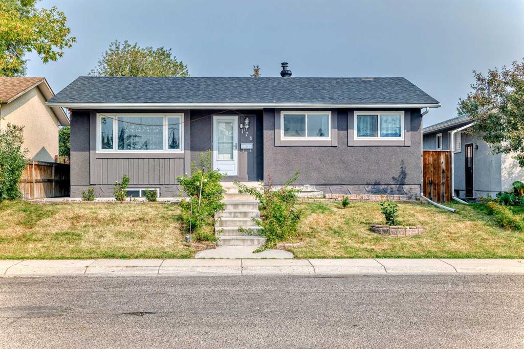 Picture of 176 Pinecliff Way NE, Calgary Real Estate Listing