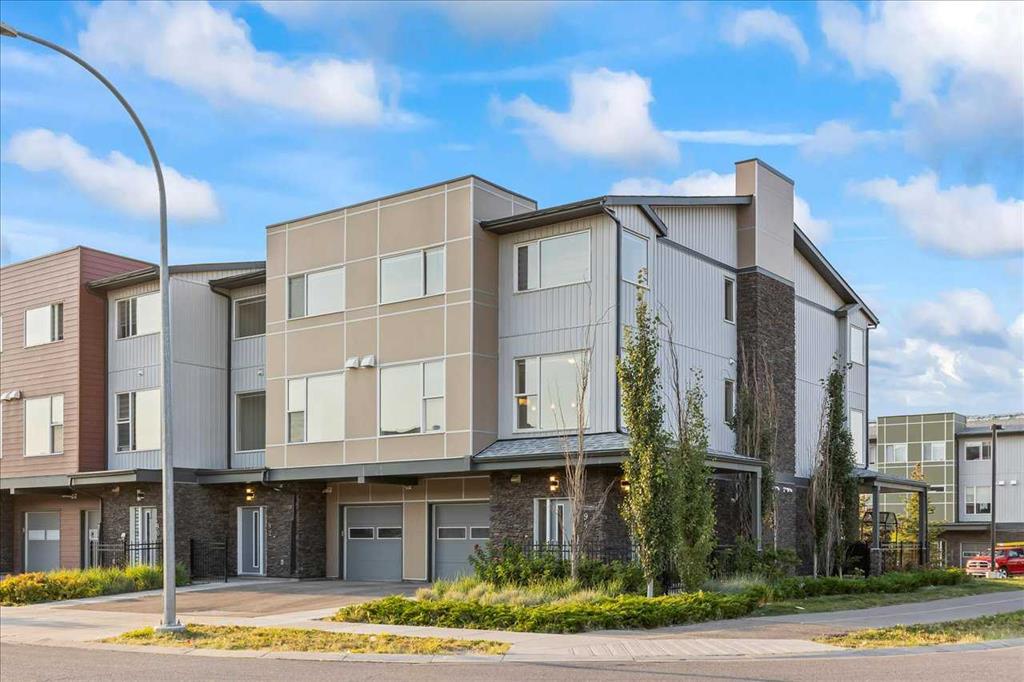 Picture of 94 Saddlestone Drive NE, Calgary Real Estate Listing