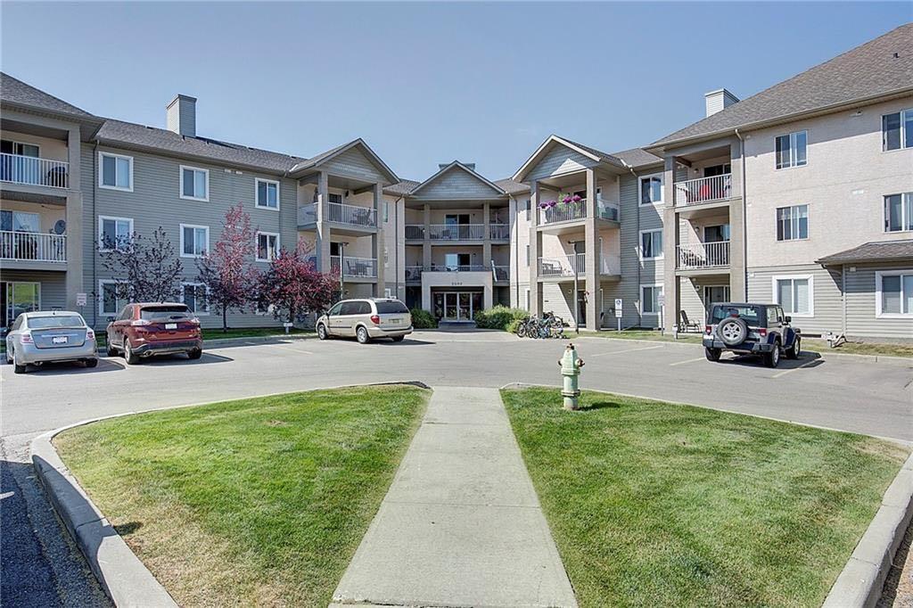 Picture of 216, 2000 Citadel Meadow Point NW, Calgary Real Estate Listing