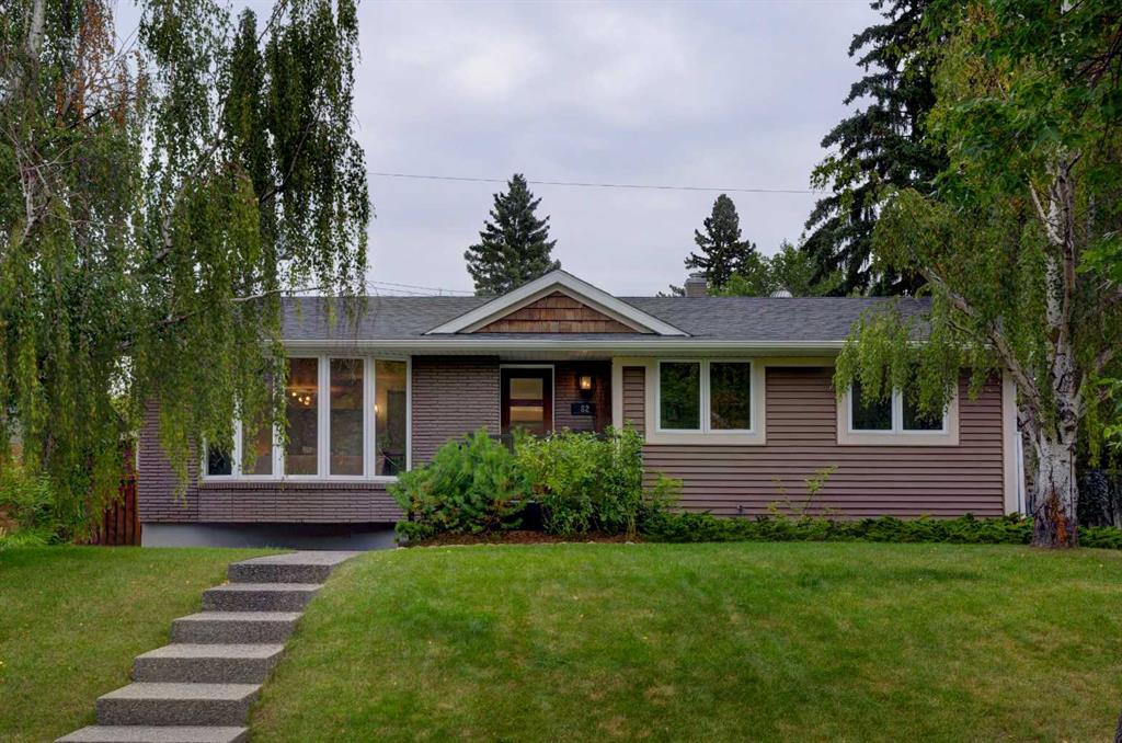 Picture of 82 Gladys Ridge Road SW, Calgary Real Estate Listing