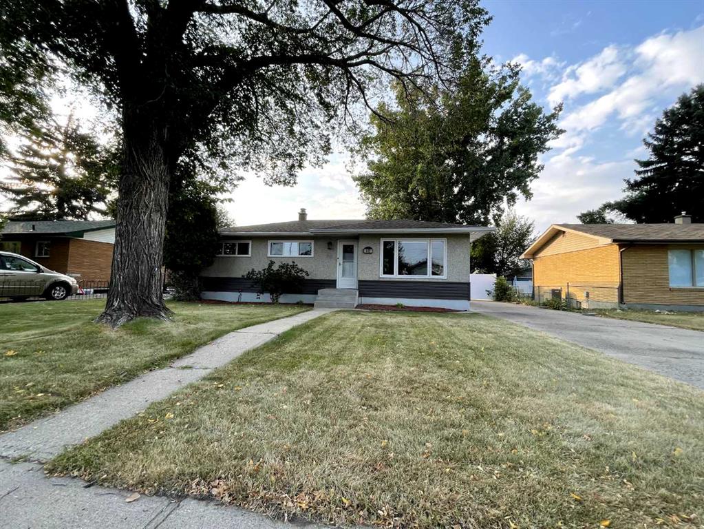 Picture of 449 7 Street NE, Medicine Hat Real Estate Listing