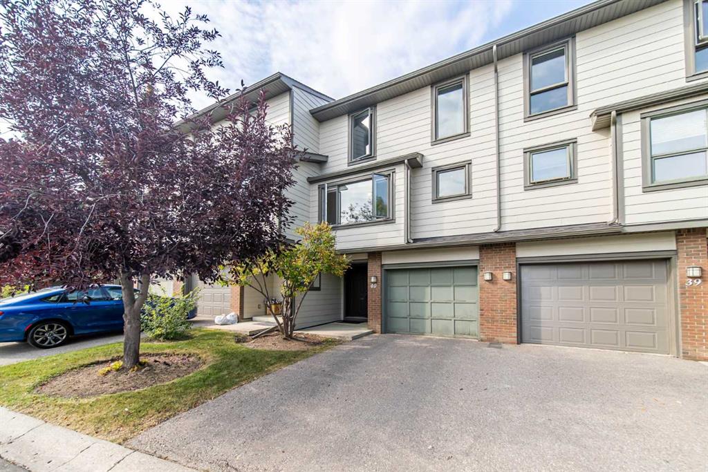 Picture of 40, 185 Woodridge Drive SW, Calgary Real Estate Listing