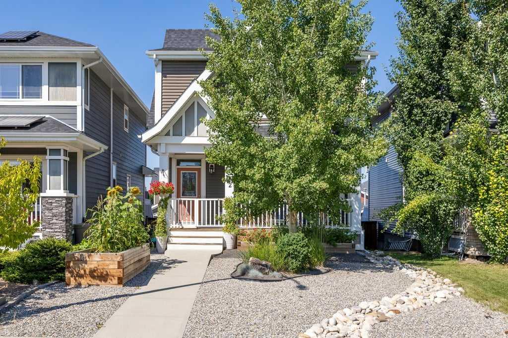 Picture of 512 River Heights Green , Cochrane Real Estate Listing