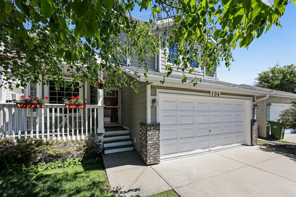 Picture of 104 Hawkmount Close NW, Calgary Real Estate Listing