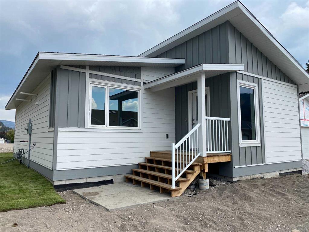 Picture of 2131 128 Street , Blairmore Real Estate Listing