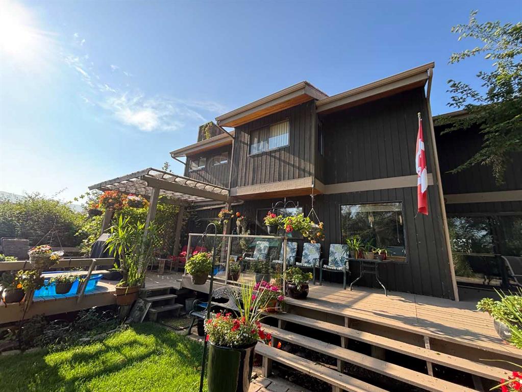 Picture of 9602 71 Avenue , Peace River Real Estate Listing