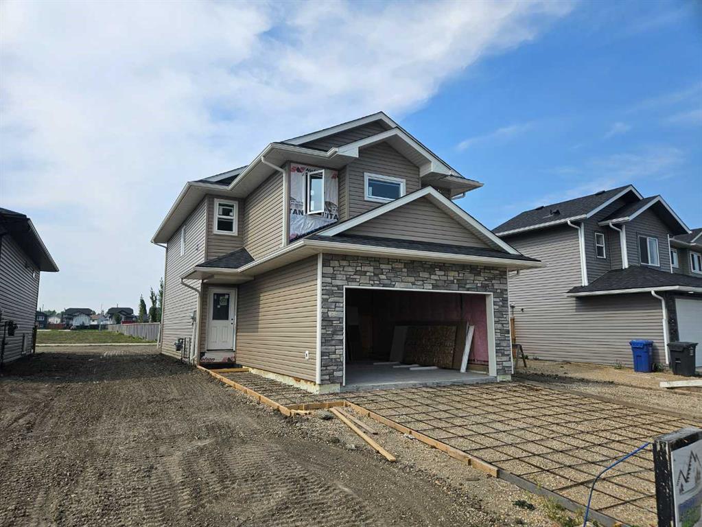Picture of 9460 92 Street , Wembley Real Estate Listing
