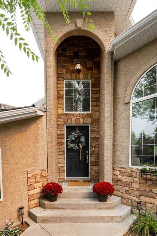 Picture of 181 Gleneagles View , Cochrane Real Estate Listing