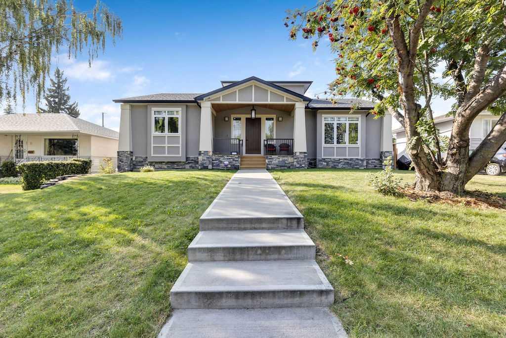 Picture of 10 Glenmount Crescent SW, Calgary Real Estate Listing