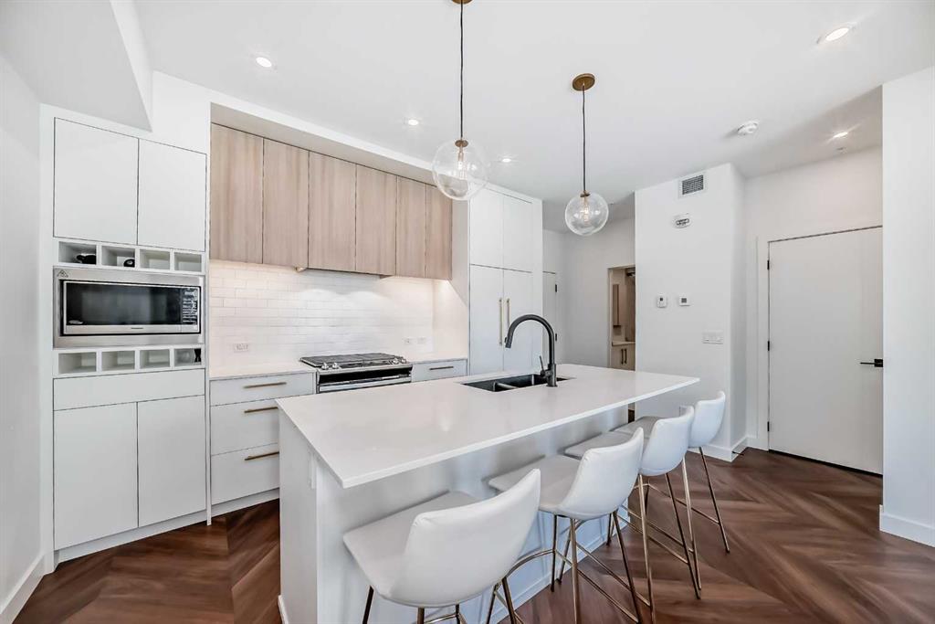Picture of 101, 4275 Norford Avenue NW, Calgary Real Estate Listing