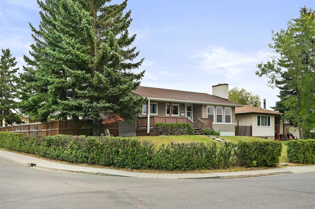 Picture of 5704 18 Avenue NE, Calgary Real Estate Listing