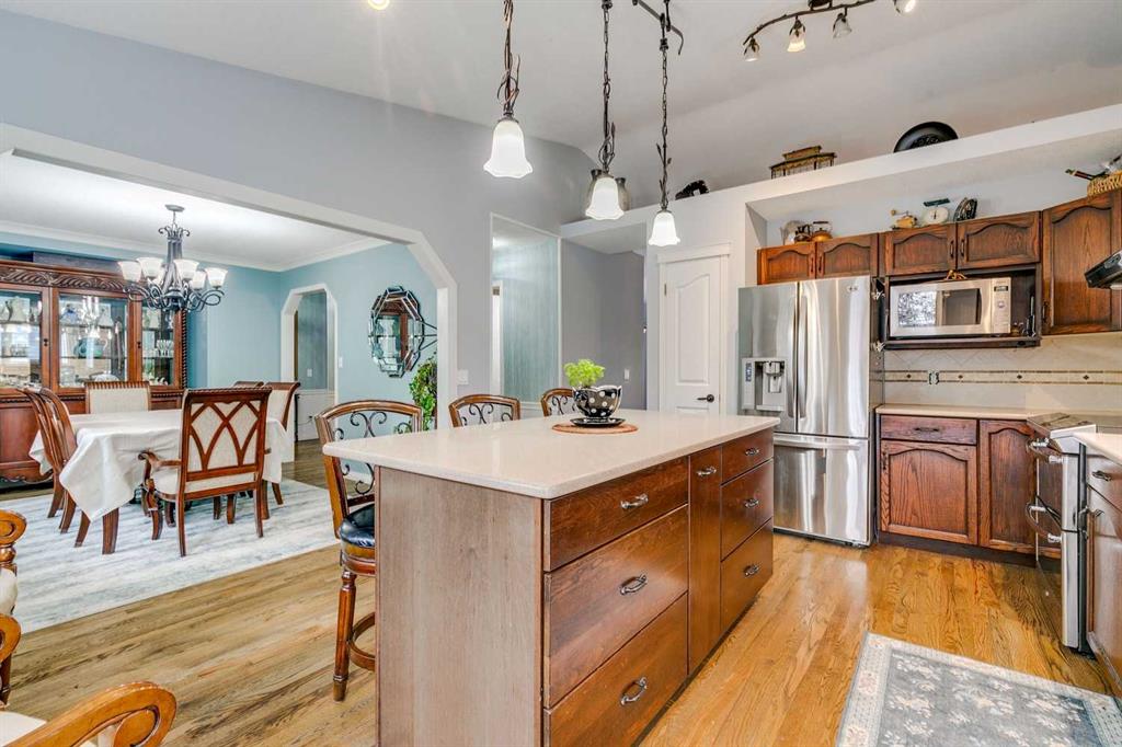Picture of 29 West Terrace Drive , Cochrane Real Estate Listing