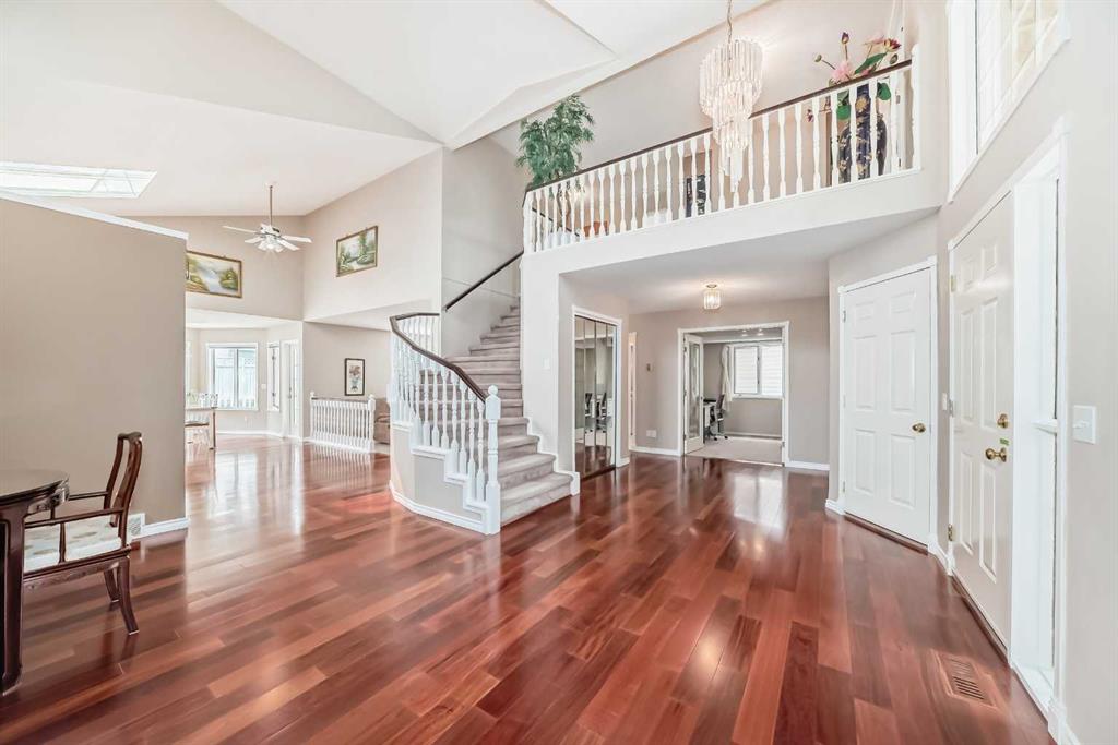 Picture of 1405 Shawnee Road SW, Calgary Real Estate Listing