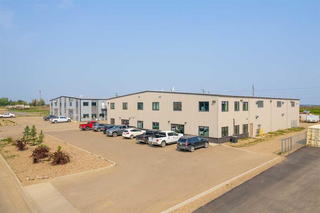 Picture of 7156 56 Street , Lloydminster Real Estate Listing