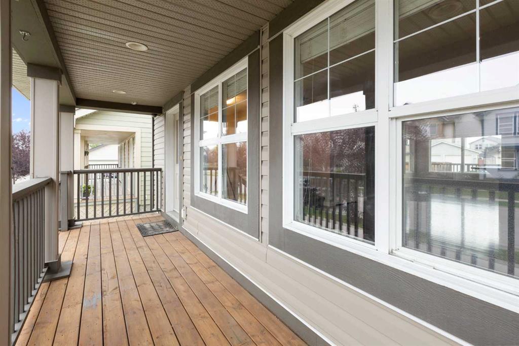 Picture of 221 Prestwick Terrace SE, Calgary Real Estate Listing