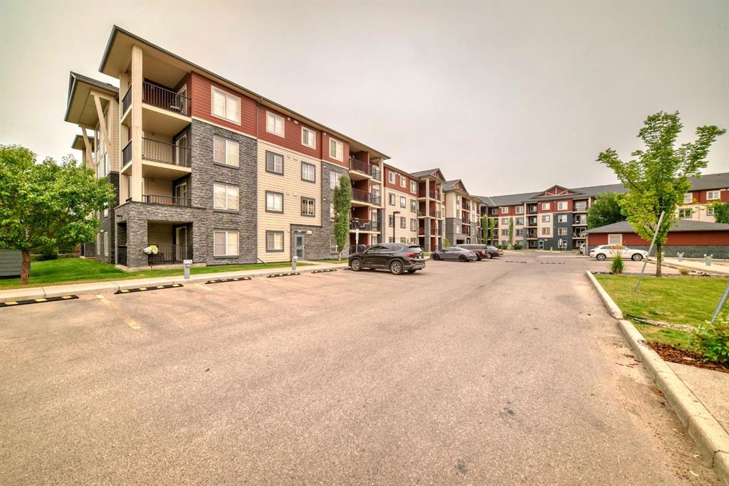 Picture of 1123, 81 Legacy Boulevard SE, Calgary Real Estate Listing