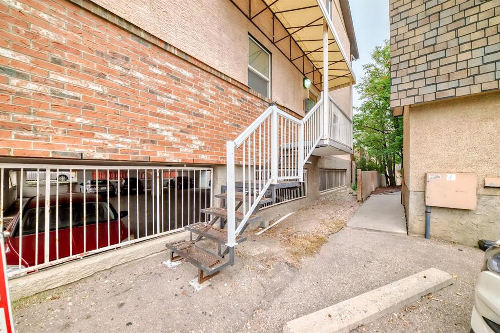 Picture of 103, 6825 Centre Street NW, Calgary Real Estate Listing