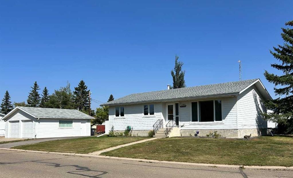 Picture of 790 4 Avenue SE, Three Hills Real Estate Listing