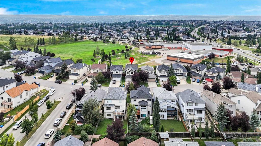 Picture of 161 Panamount Close NW, Calgary Real Estate Listing