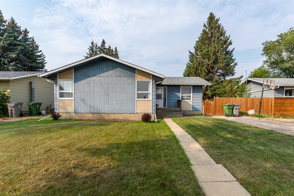 Picture of 4812 36 Street , Lloydminster Real Estate Listing