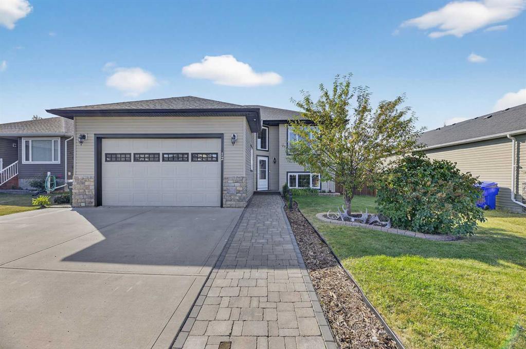 Picture of 12 Vermont Close , Olds Real Estate Listing